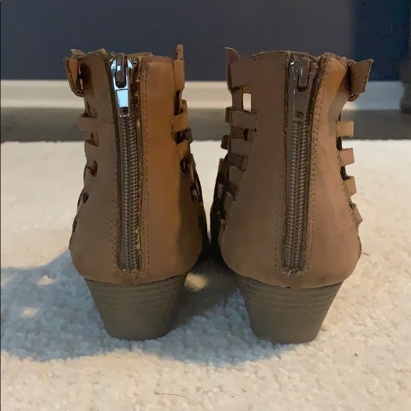 Booties - Picture 3 of 4